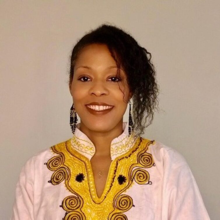 PAULA CHOMBA
